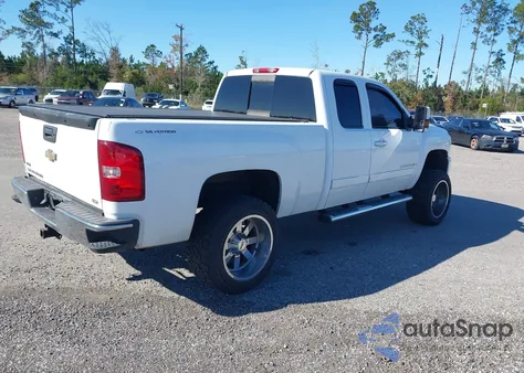 2008 Chevrolet Silverado 1500 Ltz z USA, uszkodzony, nr VIN 1GCEC19018Z107412